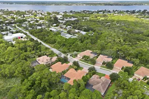 2553 NW Crystal Lake Dr NW, Jensen Beach, FL 34957 - Photo 68