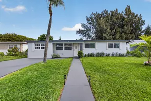 140 W 31st Ct, Riviera Beach, FL 33404 - Photo 1