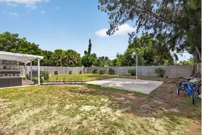 140 W 31st Court, Riviera Beach, FL 33404 - Photo 38