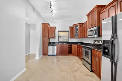 1620 Presidential Way #402, West Palm Beach, FL 33401 - Photo 6