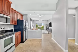1620 Presidential Way, West Palm Beach, FL 33401 - Photo 8