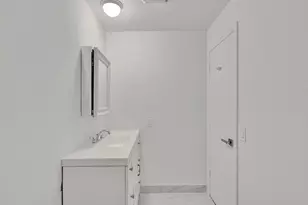 1115 NE 1st Ct, Hallandale Beach, FL 33009 - Photo 18