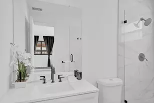 1115 NE 1st Ct, Hallandale Beach, FL 33009 - Photo 10