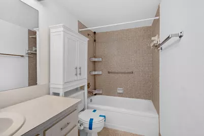 4039 Hythe C, Boca Raton, FL 33434 - Photo 44