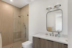 2420 NE 48th St, Lighthouse Point, FL 33064 - Photo 36