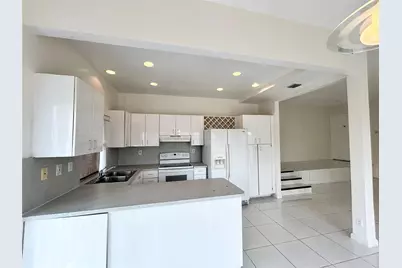 4850 SW 63rd Terrace #231, Davie, FL 33314 - Photo 2