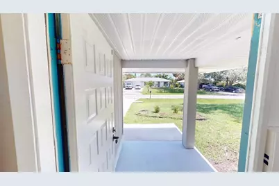 974 SE Belfast Avenue, Port Saint Lucie, FL 34983 - Photo 8