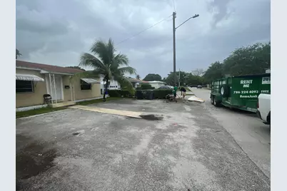 2819 Polk Street #B, Hollywood, FL 33020 - Photo 10