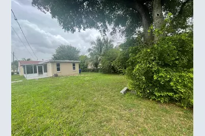 2819 Polk Street #B, Hollywood, FL 33020 - Photo 12