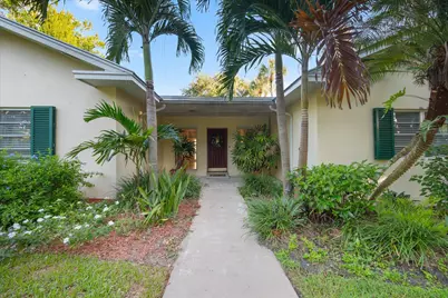 24 N Via Lucindia, Sewalls Point, FL 34996 - Photo 4