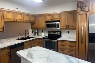 2202 S Cypress Bend Dr, Pompano Beach, FL 33069 - Photo 2