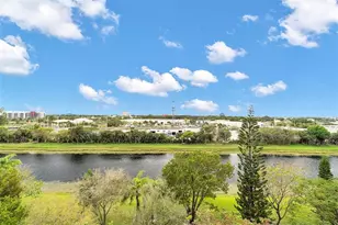 2202 S Cypress Bend Dr, Pompano Beach, FL 33069 - Photo 22