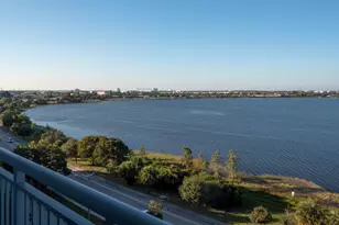300 S Australian Ave, West Palm Beach, FL 33401 - Photo 10