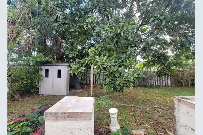 2070 NW 28th Terrace, Fort Lauderdale, FL 33311 - Photo 10
