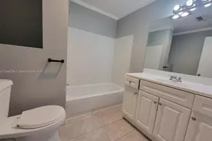 2070 NW 28th Terrace, Fort Lauderdale, FL 33311 - Photo 12