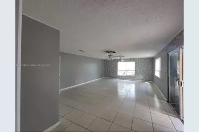 2070 NW 28th Terrace, Fort Lauderdale, FL 33311 - Photo 8