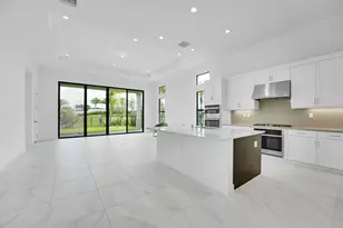 13069 Feathering Wy, Palm Beach Gardens, FL 33412 - Photo 2