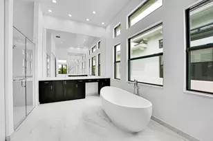13069 Feathering Wy, Palm Beach Gardens, FL 33412 - Photo 20