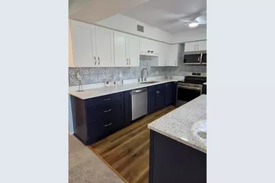 1800 SE Saint Lucie Boulevard #7-301, Stuart, FL 34996 - Photo 4
