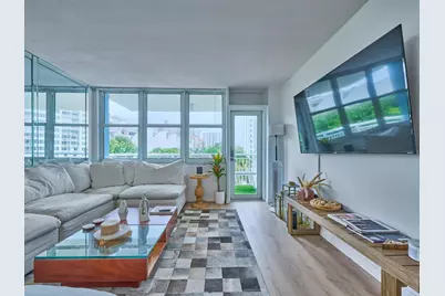 301 N Ocean Boulevard #306, Pompano Beach, FL 33062 - Photo 14