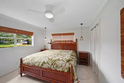 330 NE 48th Street, Oakland Park, FL 33334 - Photo 10