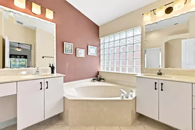 7244 Trentino Way, Boynton Beach, FL 33472 - Photo 14