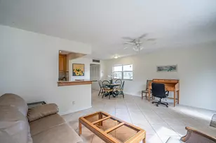 467 Saxony J Way, Delray Beach, FL 33446 - Photo 2
