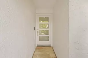 2359 Treasure Isle Dr, Palm Beach Gardens, FL 33410 - Photo 2