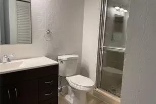 235 Lakeview Dr, Weston, FL 33326 - Photo 14