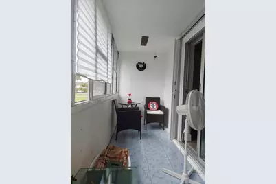 155 Sussex H, West Palm Beach, FL 33417 - Photo 10