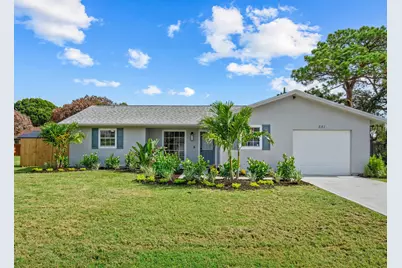 581 SE Crescent Avenue, Port Saint Lucie, FL 34984 - Photo 2