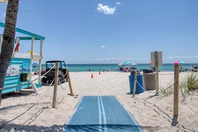 800 Parkview Drive #823, Hallandale, FL 33009 - Photo 30