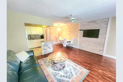 146 Markham G #146, Deerfield Beach, FL 33442 - Photo 2