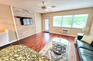 146 Markham G, Deerfield Beach, FL 33442 - Photo 10