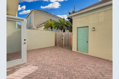 179 E Bay Cedar Circle, Jupiter, FL 33458 - Photo 12