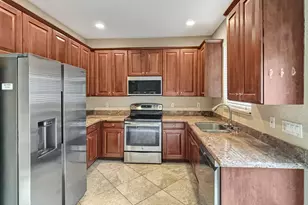 179 E Bay Cedar Cir, Jupiter, FL 33458 - Photo 10
