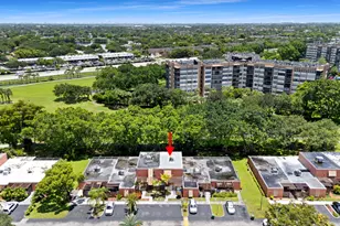 1517 Fairway Rd, Pembroke Pines, FL 33026 - Photo 4
