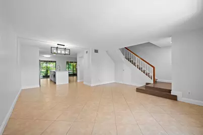 1517 Fairway Road, Pembroke Pines, FL 33026 - Photo 10