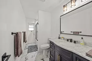 14248 Paddock Dr, Wellington, FL 33414 - Photo 16