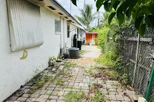 3893 Allison Ct, Lake Worth, FL 33461 - Photo 8