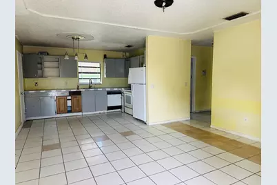 3893 Allison Court, Lake Worth, FL 33461 - Photo 2