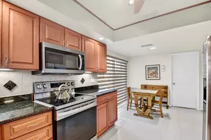 5791 Lakeview Mews Pl, Boynton Beach, FL 33437 - Photo 18