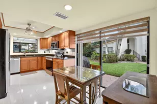 5791 Lakeview Mews Pl, Boynton Beach, FL 33437 - Photo 22