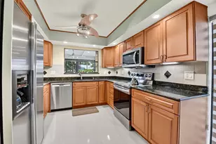 5791 Lakeview Mews Pl, Boynton Beach, FL 33437 - Photo 14