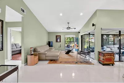 5791 Lakeview Mews Place, Boynton Beach, FL 33437 - Photo 10