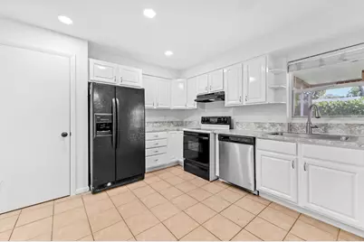 6575 NW 3rd Street, Margate, FL 33063 - Photo 8