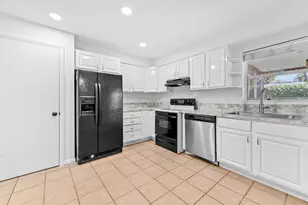 6575 NW 3rd St, Margate, FL 33063 - Photo 8