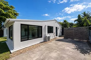 1724 NE 17th St, Fort Lauderdale, FL 33305 - Photo 1