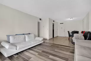2780 NE 183rd St, Aventura, FL 33160 - Photo 10