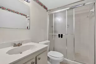 2780 NE 183rd St, Aventura, FL 33160 - Photo 22